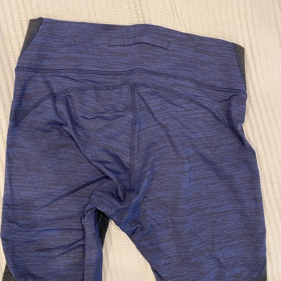 Outdoor Voices Capris 3/4 length - Picture 4 of 4